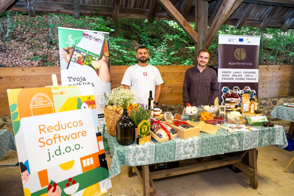 Mirisi domaće kuhinje i veliki ugovori za škole: Muljava okupila kuhare, proizvođače i ravnatelje 16 1506 cooking show 15
