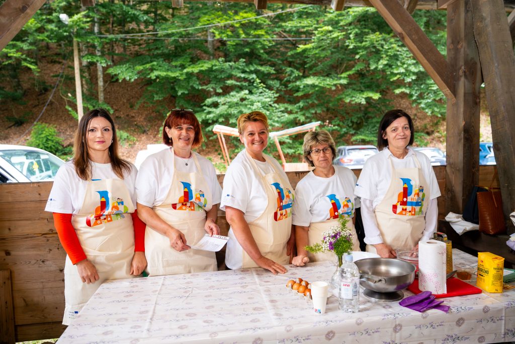 Mirisi domaće kuhinje i veliki ugovori za škole: Muljava okupila kuhare, proizvođače i ravnatelje 25 1506 cooking show 75
