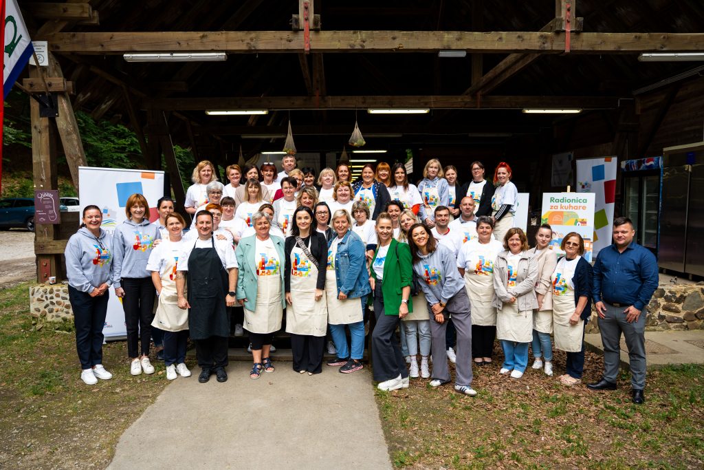 Mirisi domaće kuhinje i veliki ugovori za škole: Muljava okupila kuhare, proizvođače i ravnatelje 14 1506 cooking show pt2 68 1