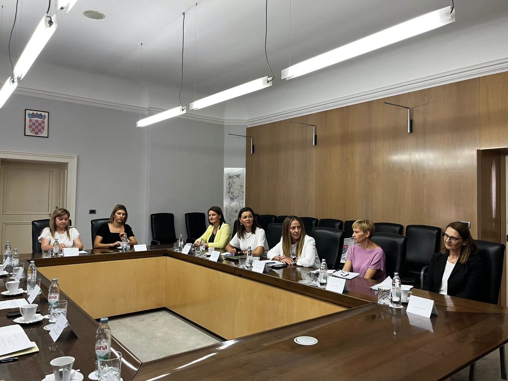 Razmjena iskustava koja povezuje lokalne proizvođače i domaću hranu 7 747290120 2351758838926847 1612954498773847334 n