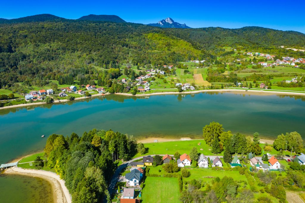 Razvoj počinje na terenu: Ogulin svoje potencijale pretvara u konkretne projekte 4 iStock 2239764466
